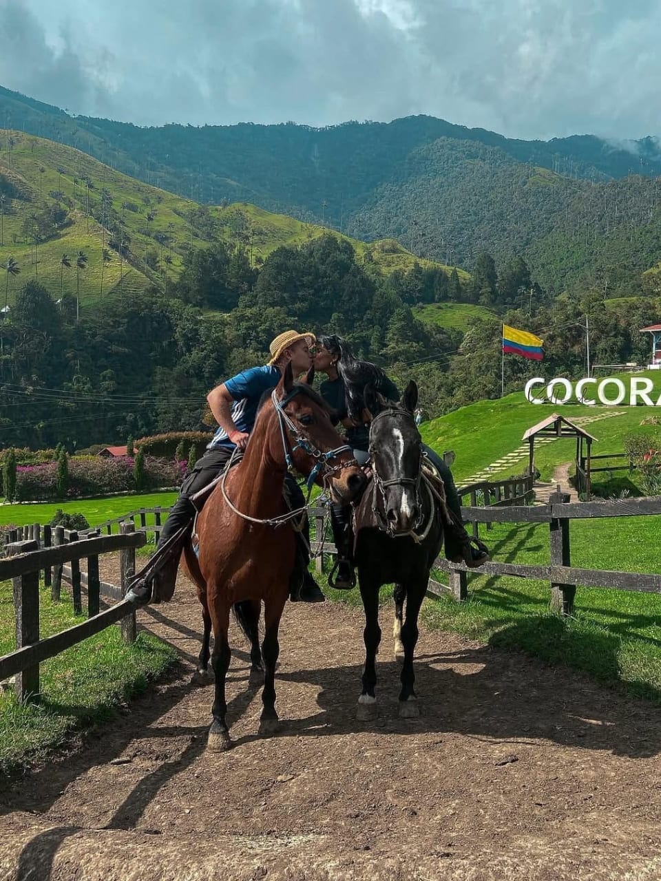 Cabalgata Cocora Mirador dos, uno y rio