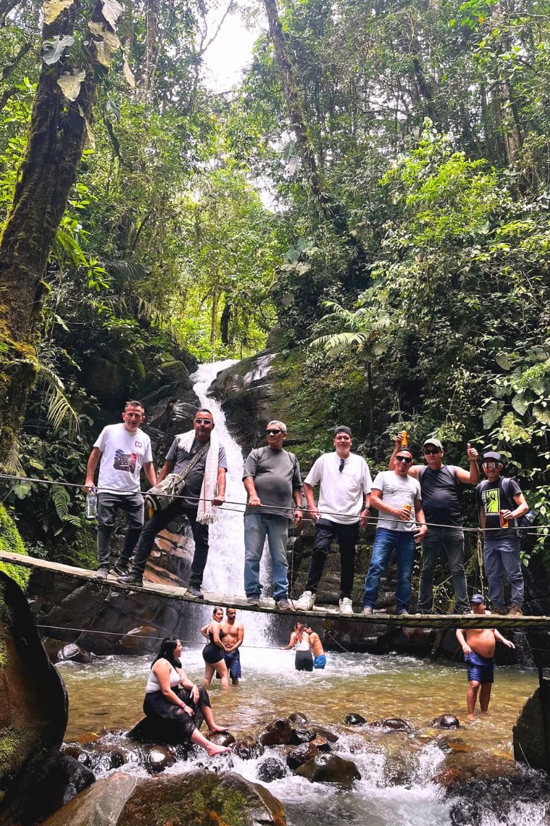 Cabalgata a los Bosques Mágicos y Cascada Santa Rita